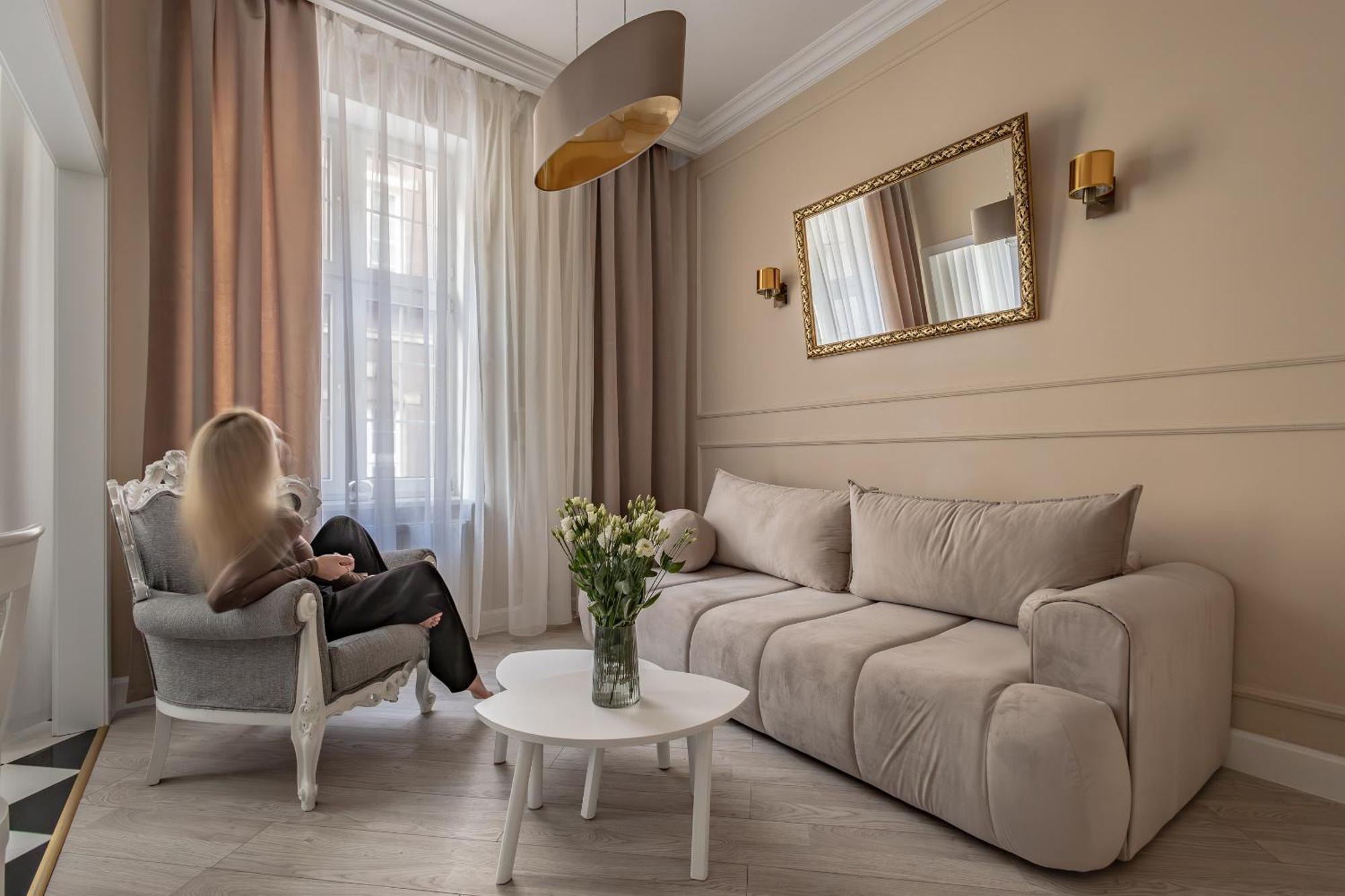 Glow Apartments - Apartment Dubaj Glamour, Ulica Dluga Old Town กดัญสก์ ภายนอก รูปภาพ
